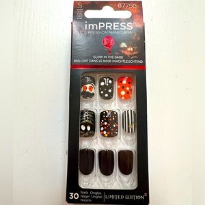 imPRESS Halloween Press On Nails